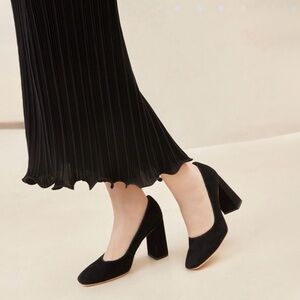 LOEFFLER RANDALL
Rue suede pumps black women size 10